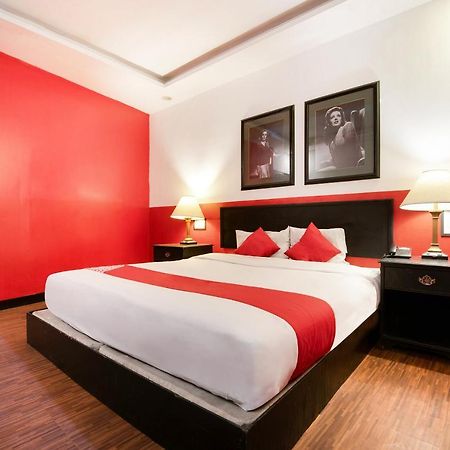 Oyo 432 Diamondwood Hotel Ángeles Extérieur photo