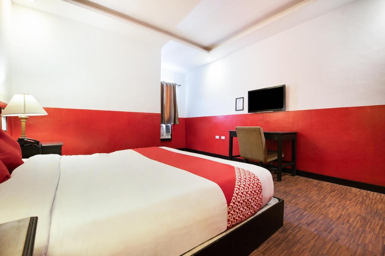 Oyo 432 Diamondwood Hotel Ángeles Extérieur photo