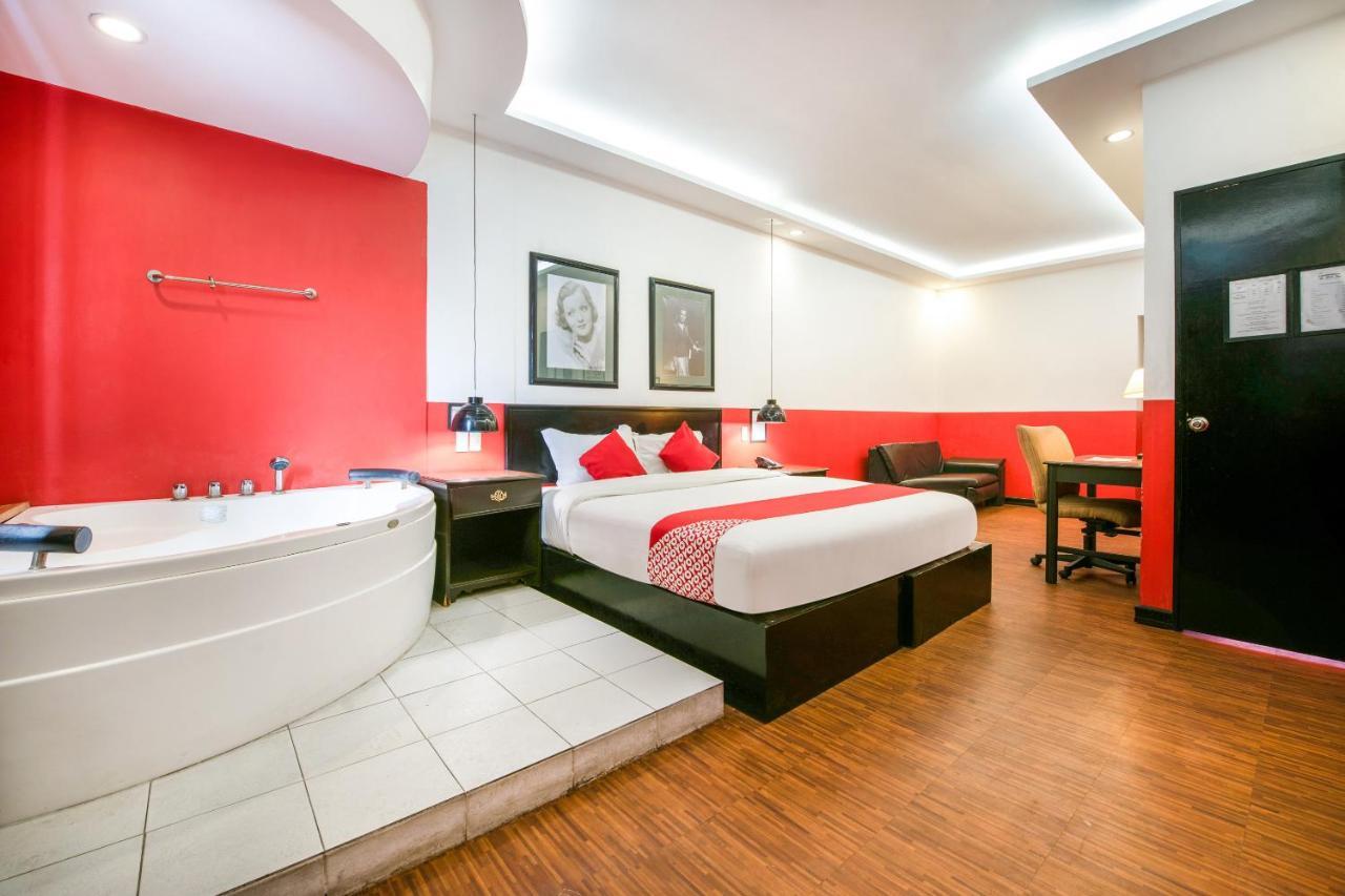 Oyo 432 Diamondwood Hotel Ángeles Extérieur photo